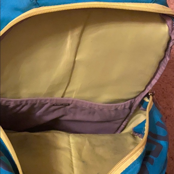 Under Armour back pack - Picture 2 of 4